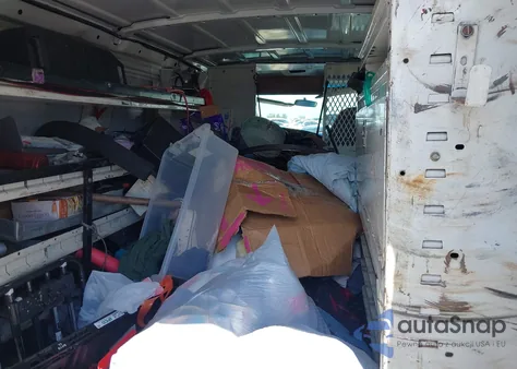 1998 Ford E-250 Commercial/Recreational из США, поврежденный, VIN 1FTPE24L0WHA26141